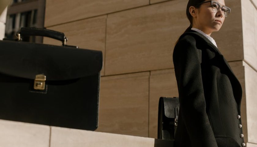 Услуги по банкротству физлиц с полной юридической поддержкой и минимальными рисками РФ