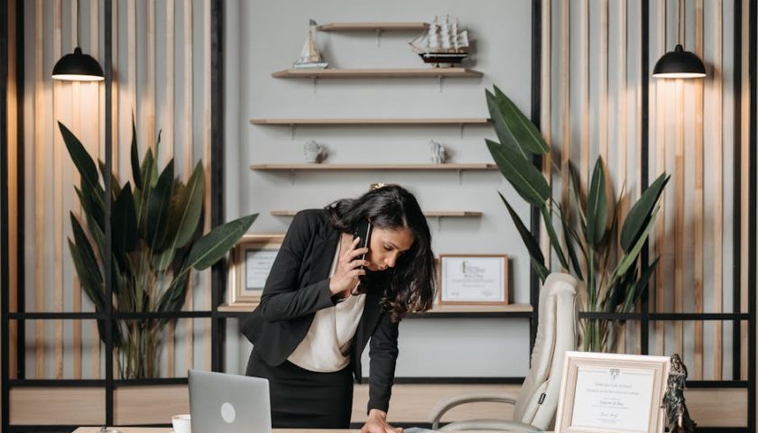 Как банкротство помогает избавиться от долгов по коммуналке и кредитам