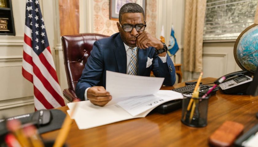 Какие вопросы решает адвокат при упрощенном банкротстве физлиц