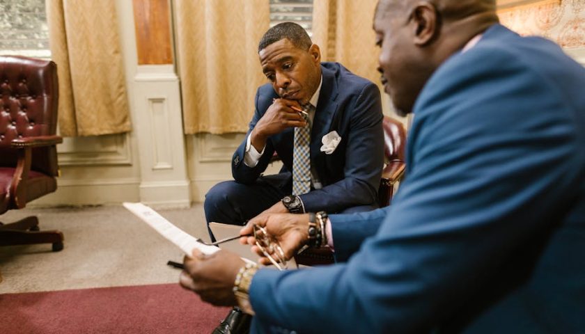 Списание долгов физлиц через суд с минимальной стоимостью и минимальными рисками в суде РФ