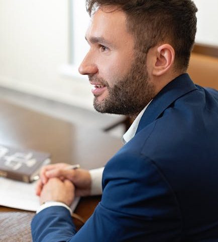 Как банкротство помогает избавиться от долгов перед коммунальными службами