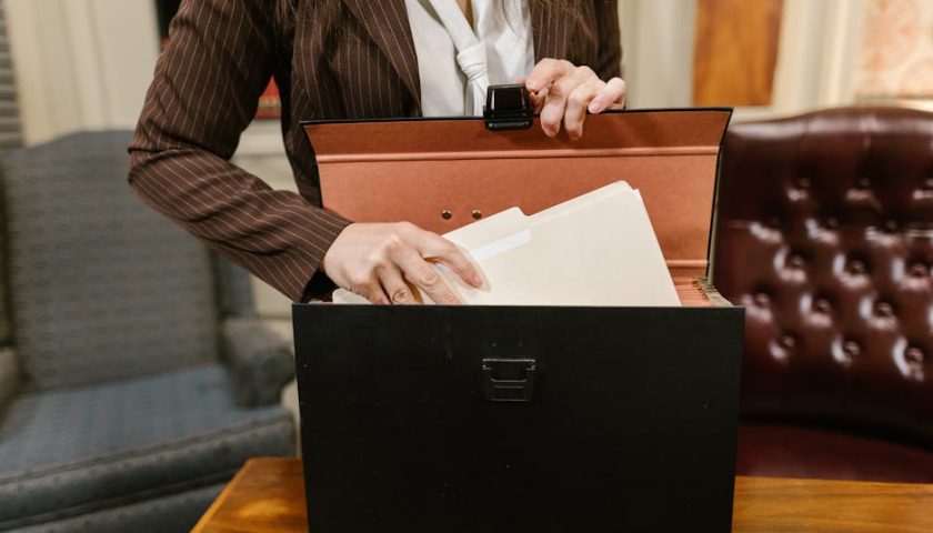 Списание долгов — прекращение давления банков и МФО