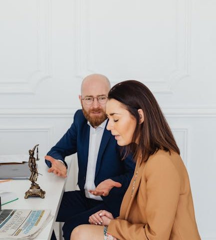 Полное списание долгов с консультацией в суде России