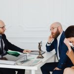 Как проходит банкротство для сотрудников экологической сферы в РФ