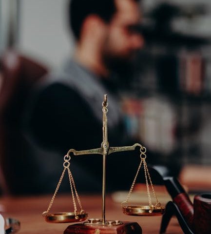 Услуги по банкротству физлиц с юридической консультацией