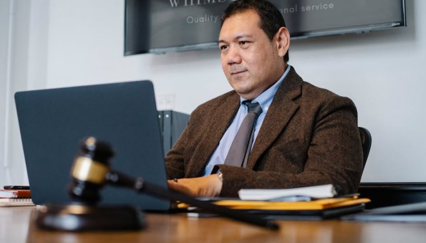 Услуги адвокатов по списанию долгов с минимальной стоимостью и минимальными рисками под ключ РФ